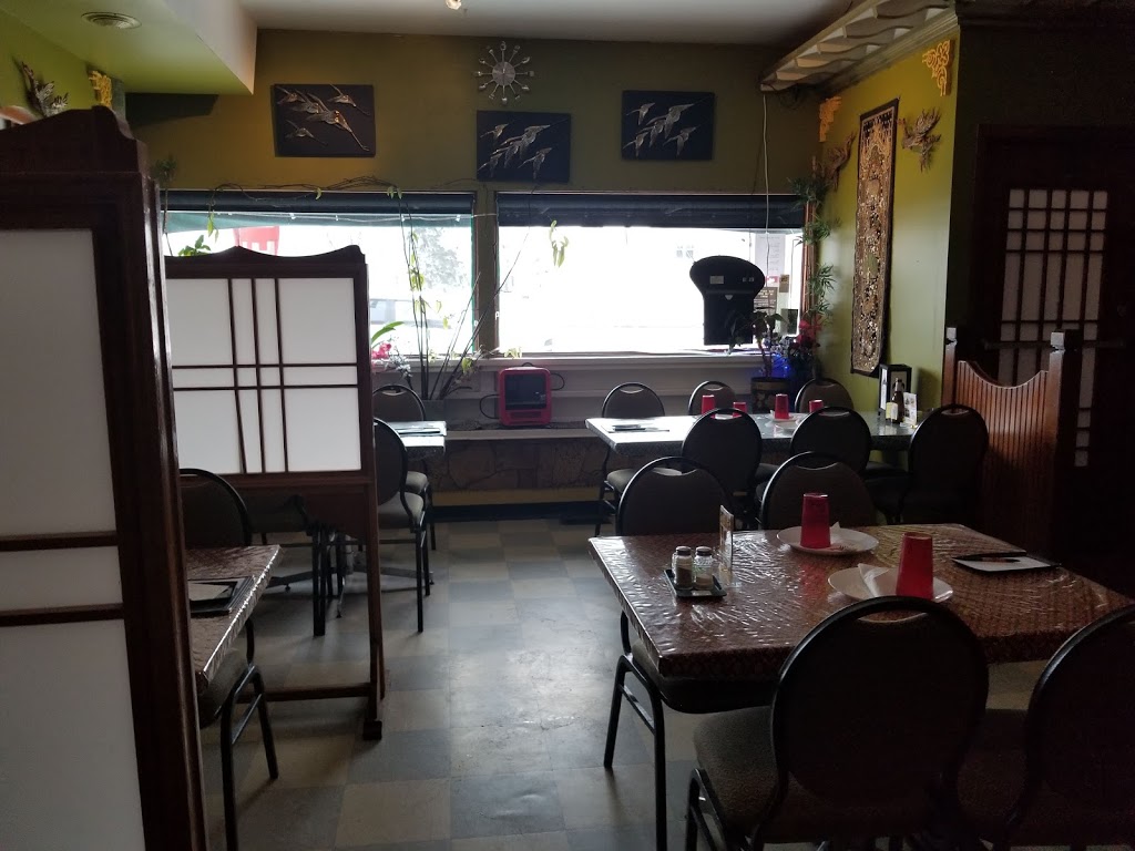 Pad Thai | 2655 Portage Ave, Winnipeg, MB R3J 0P9, Canada | Phone: (204) 888-9656