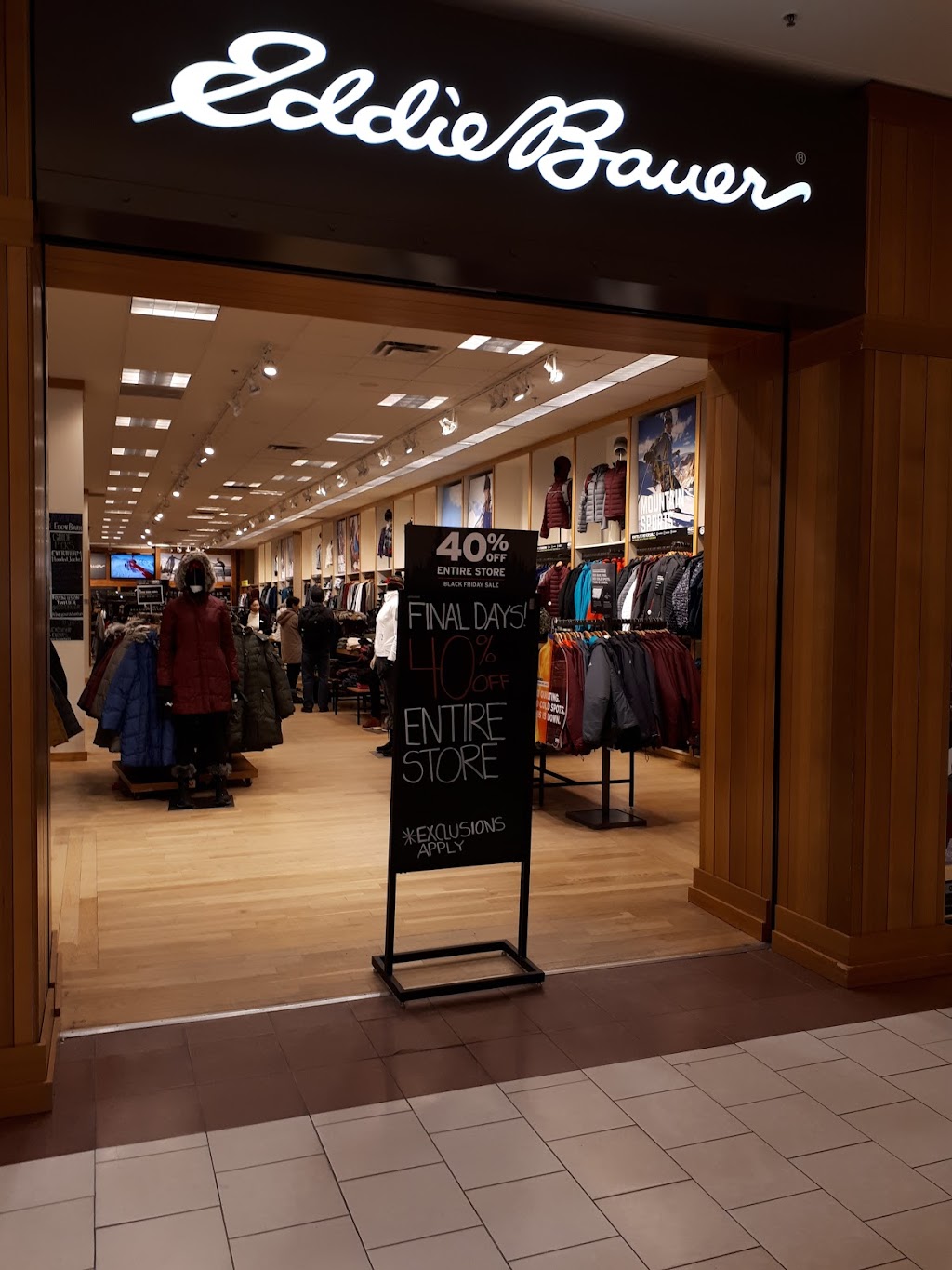 Eddie Bauer | 11100 51 Ave NW, Edmonton, AB T6H 4M6, Canada | Phone: (780) 437-1155