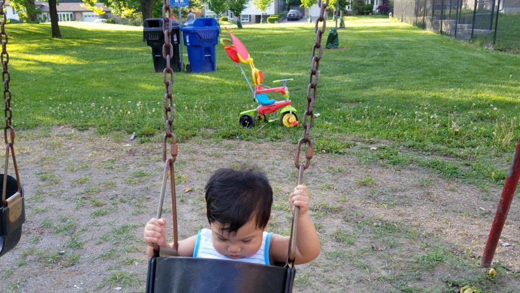 Brooks Road Park | 51 Keeler Blvd, Scarborough, ON M1E 4K6, Canada | Phone: (416) 338-4386