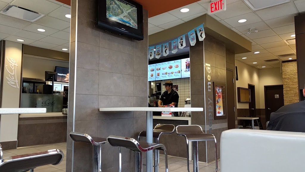 McDonalds | #20, 9522 Main St, Lake Country, BC V4V 2L9, Canada | Phone: (250) 766-1228