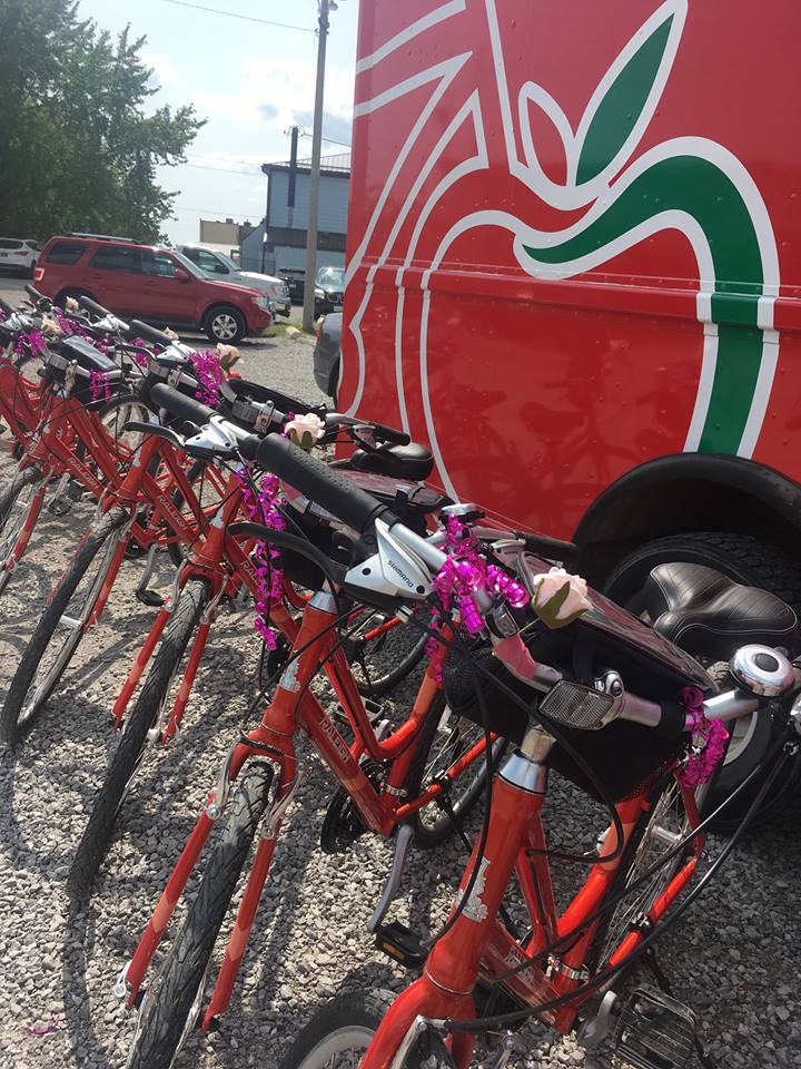 Red Apple Rides | 3 Main St, Port Dover, ON N0A 1N0, Canada | Phone: (519) 718-2453