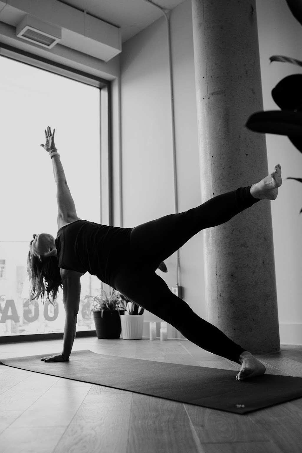 The Mat Lab Beechwood | 140 Beechwood Ave., Vanier, ON K1L 1A9, Canada | Phone: (613) 212-0065