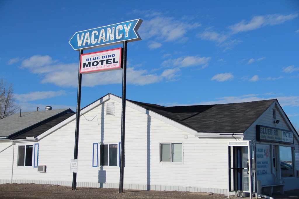 Bluebird Motel | lodging | 4001 48 Ave, Innisfail, AB T4G 1J6, Canada | 4032273334 OR +1 403-227-3334
