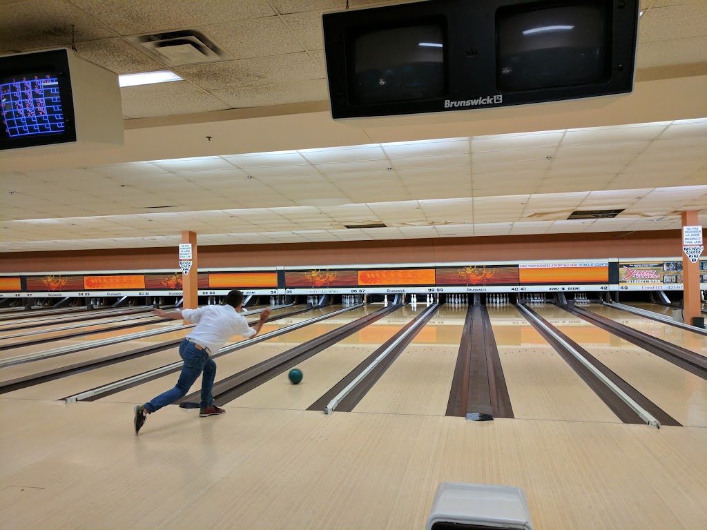 Bowl-O-Drome | 9562, boul Gouin O, Pierrefonds, QC H8Y 1R3, Canada | Phone: (514) 421-2695