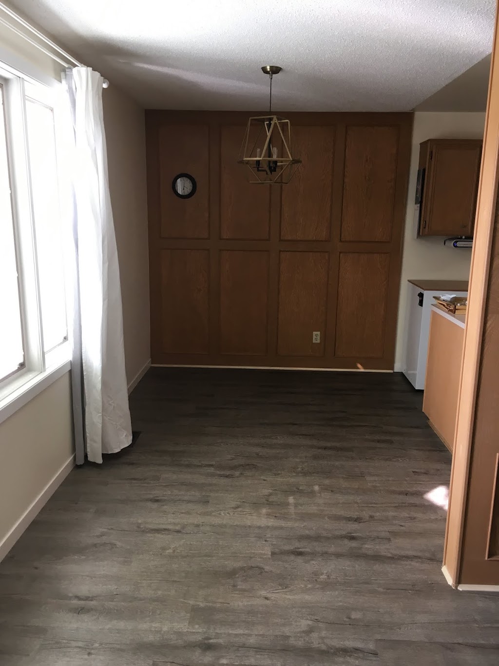 Creative Construction | 2022 31 St SW, Calgary, AB T3E 2N2, Canada | Phone: (403) 830-7928