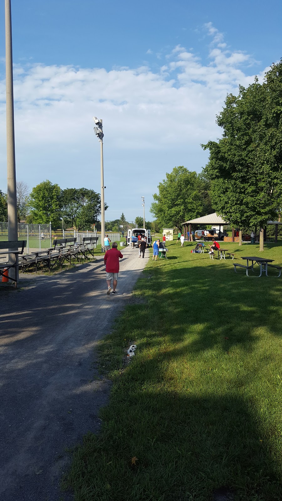 Manotick Arena & Community Centre | 5572 Dr Leach Dr, Manotick, ON K4M 1L7, Canada | Phone: (613) 692-4772