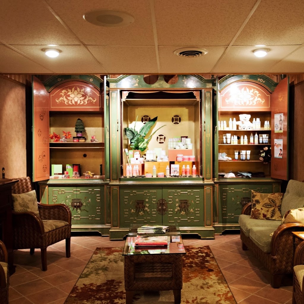 Lakeside Spa At Oakwood Resort | 70671 Bluewater Hwy, Grand Bend, ON N0M 1T0, Canada | Phone: (519) 238-7334