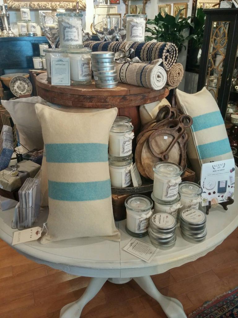 Honeychurch Lane | 65 Metcalfe St, Elora, ON N0B 1S0, Canada | Phone: (226) 384-4058