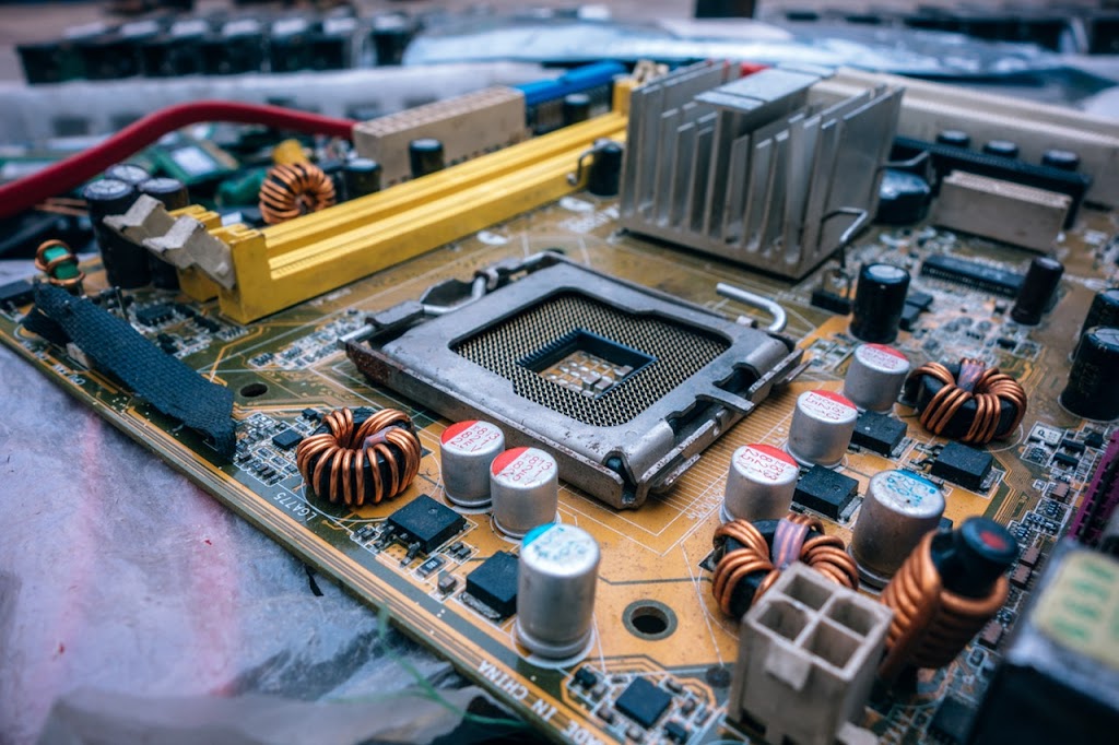 Hillcrest Computer Services | 2160 Lynden St, Abbotsford, BC V2T 3B5, Canada | Phone: (778) 927-4803