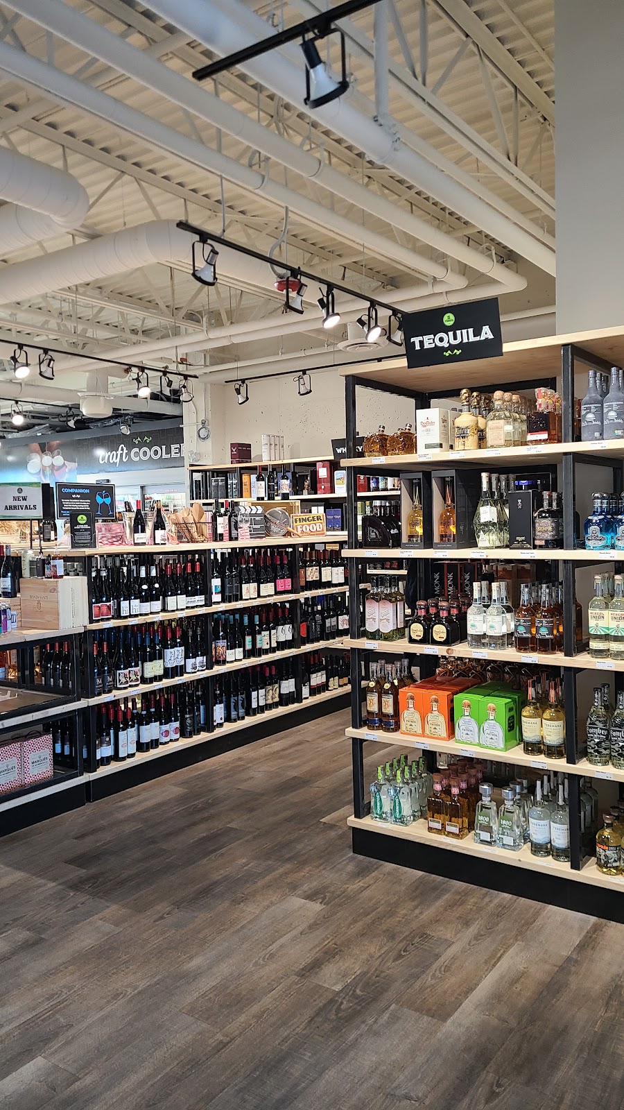 5 Vines Wine, Craft Beer & Spirits - Wildwood Store | 4620 Bow Trail SW Unit 110, Calgary, AB T3C 2G6, Canada | Phone: (587) 353-2011