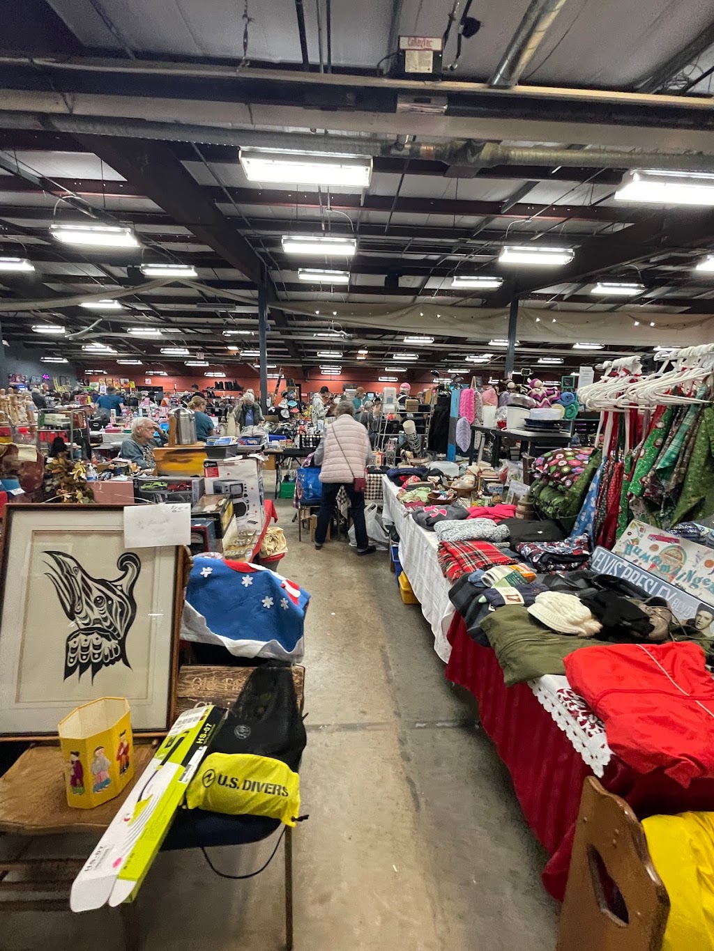 The Funky Flea | 200 Prospect Rd, Goodwood, NS B3T 1P2, Canada | Phone: (902) 225-0909