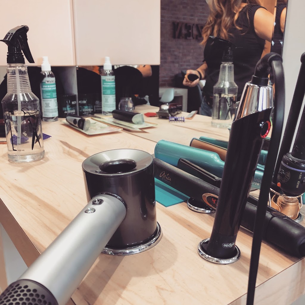 Zen Coiffure | 1621 Rue des Érables, Dolbeau-Mistassini, QC G8L 2W7, Canada | Phone: (418) 276-2259