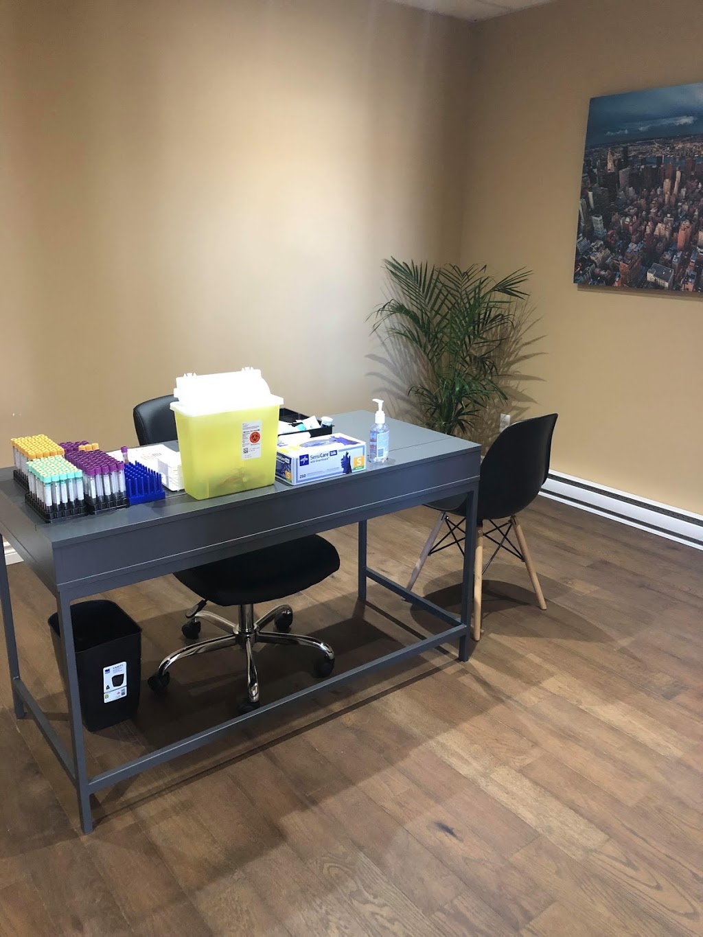 Clinique de Prélèvements Plus | 7-301 Montée du Comté, Les Coteaux, QC J7X 0B1, Canada | Phone: (450) 267-3636