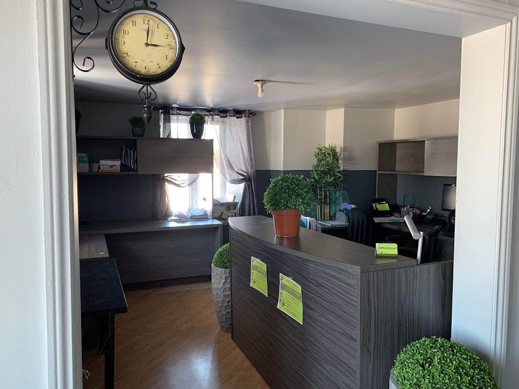 Marie-eve Thibault Service-Comptable | 409 Chem. New Erin, Godmanchester, QC J0S 1H0, Canada | Phone: (450) 601-8893