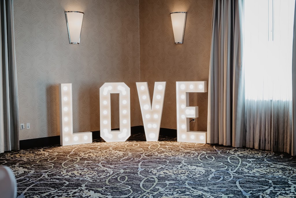 CM Entertainment | Eastbridge Blvd, Waterloo, ON N2K 3Y5, Canada | Phone: (519) 722-3477