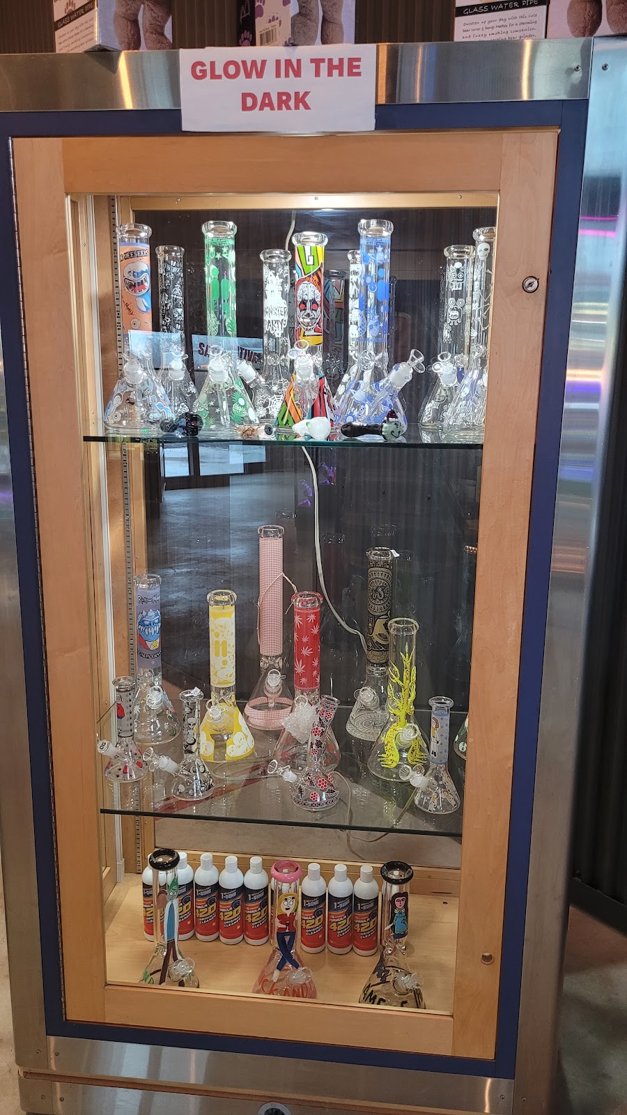 Recreational Cannabis Company | 409 Hwy 49 Tyendinaga Mohawk Territory Tyendinaga Territory, Tyendinaga, ON K0K 1X0, Canada | Phone: (613) 243-7242