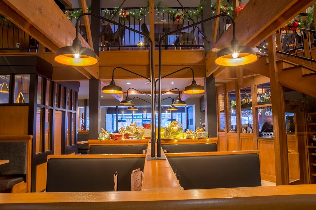 Rôtisserie St-Hubert | 725 Chem. Jean-Adam, Saint-Sauveur, QC J0R 1R3, Canada | Phone: (450) 227-4663