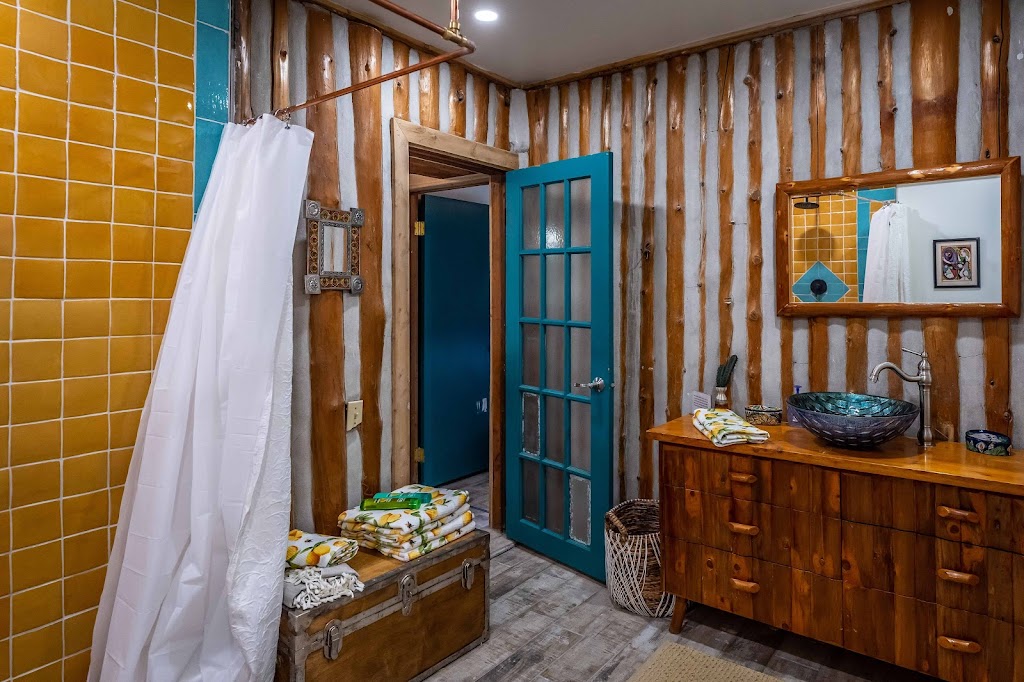 Lil Ranch | 31 Montrose St, Wiarton, ON N0H 2T0, Canada | Phone: (289) 266-1767