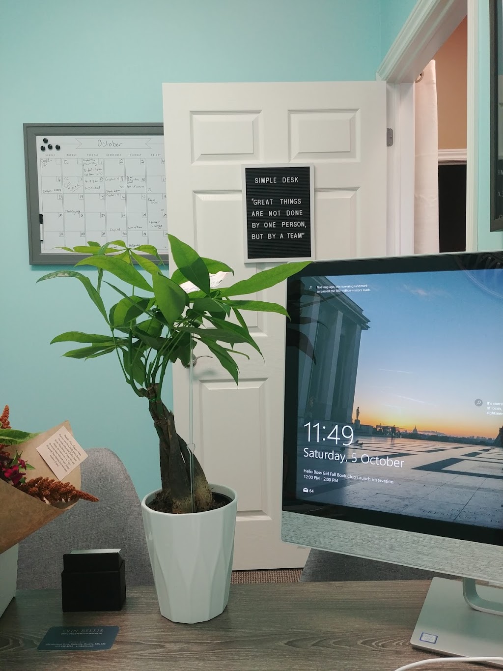 Simple Desk | 2529 Hamilton Rd, Trenton, ON K8V 5R9, Canada | Phone: (613) 922-8725