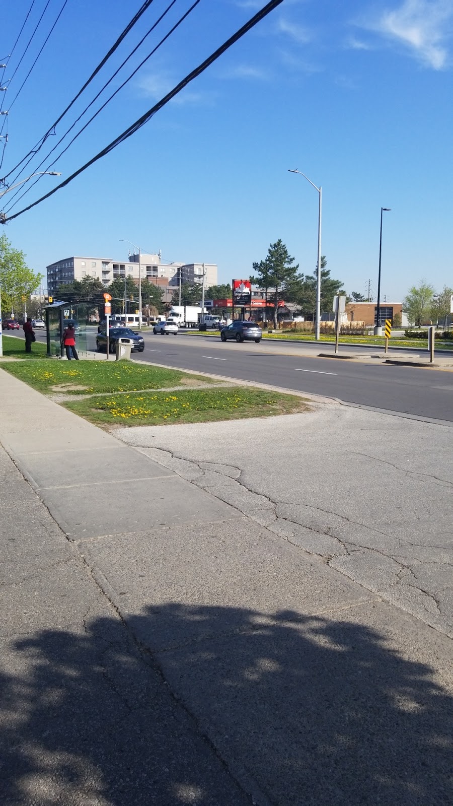 Petro-Canada | 7355 Goreway Dr, Mississauga, ON L4T 2T8, Canada | Phone: (905) 405-0881