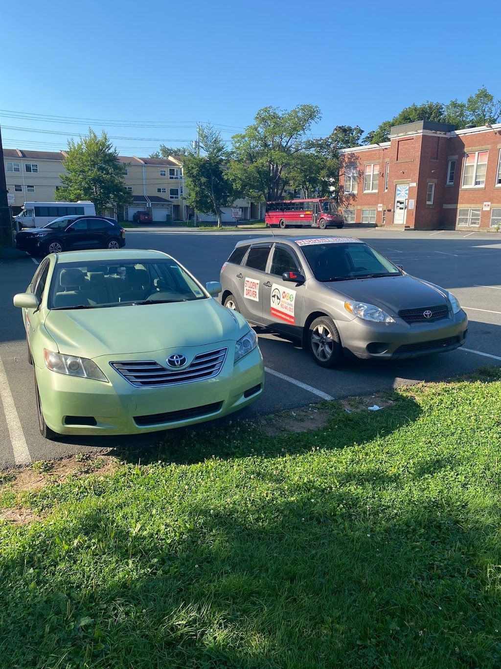Halifax Driving School | 8 Flamingo Dr Apt: 409, Halifax, NS B3M 4N8, Canada | Phone: (902) 441-2015