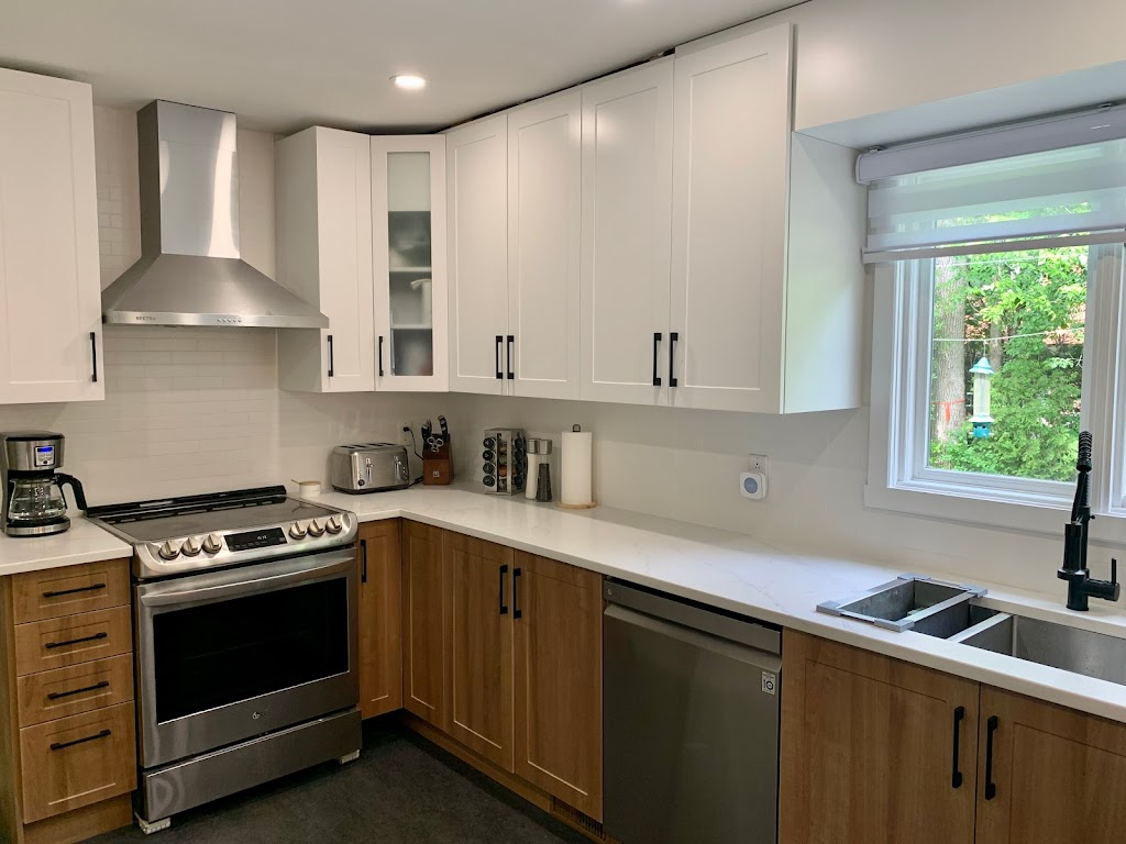Les Residences Persaud Connemara | 267 Croissant Connemara, Beaconsfield, QC H9W 2N7, Canada | Phone: (514) 505-1220