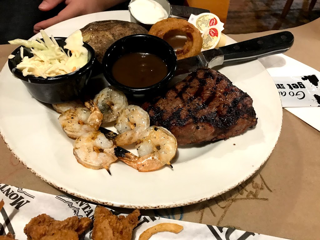 Montanas | 2555 32 St NE Unit 100, Calgary, AB T1Y 7J6, Canada | Phone: (403) 735-9270