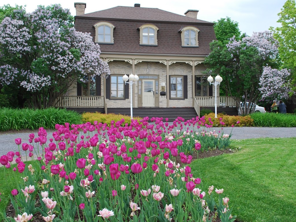 House of Culture of LAncienne-Lorette | 1268 Rue Saint Paul, LAncienne-Lorette, QC G2E 1Z3, Canada | Phone: (418) 877-3517