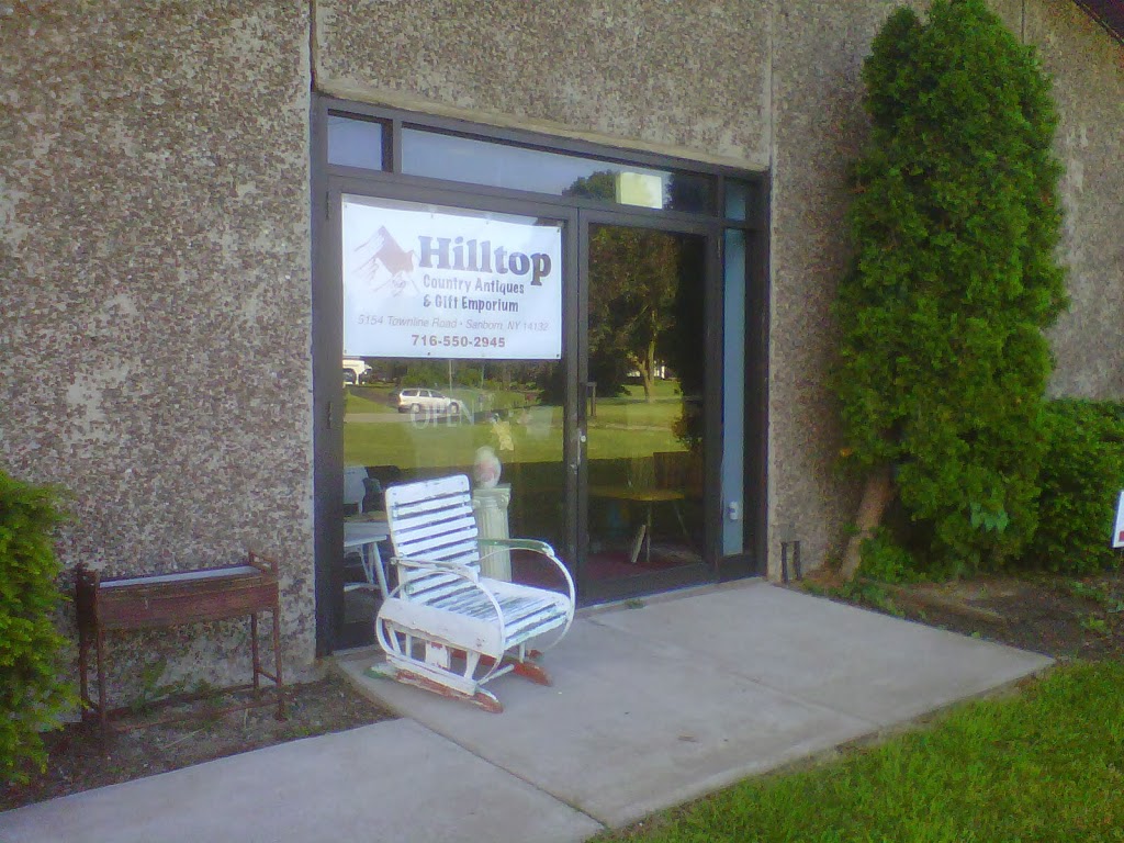 Hilltop Country Antiques Co-Op And Gift Emporium | 5154 Townline Rd, Sanborn, NY 14132, USA | Phone: (716) 550-2945