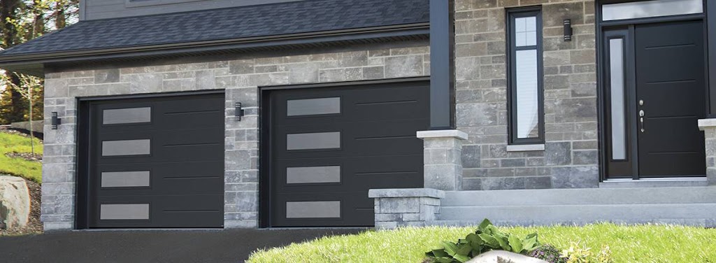 Discount Garage Doors | 210 Deveron Crescent, London, ON N5Z 4J3, Canada | Phone: (226) 559-4577