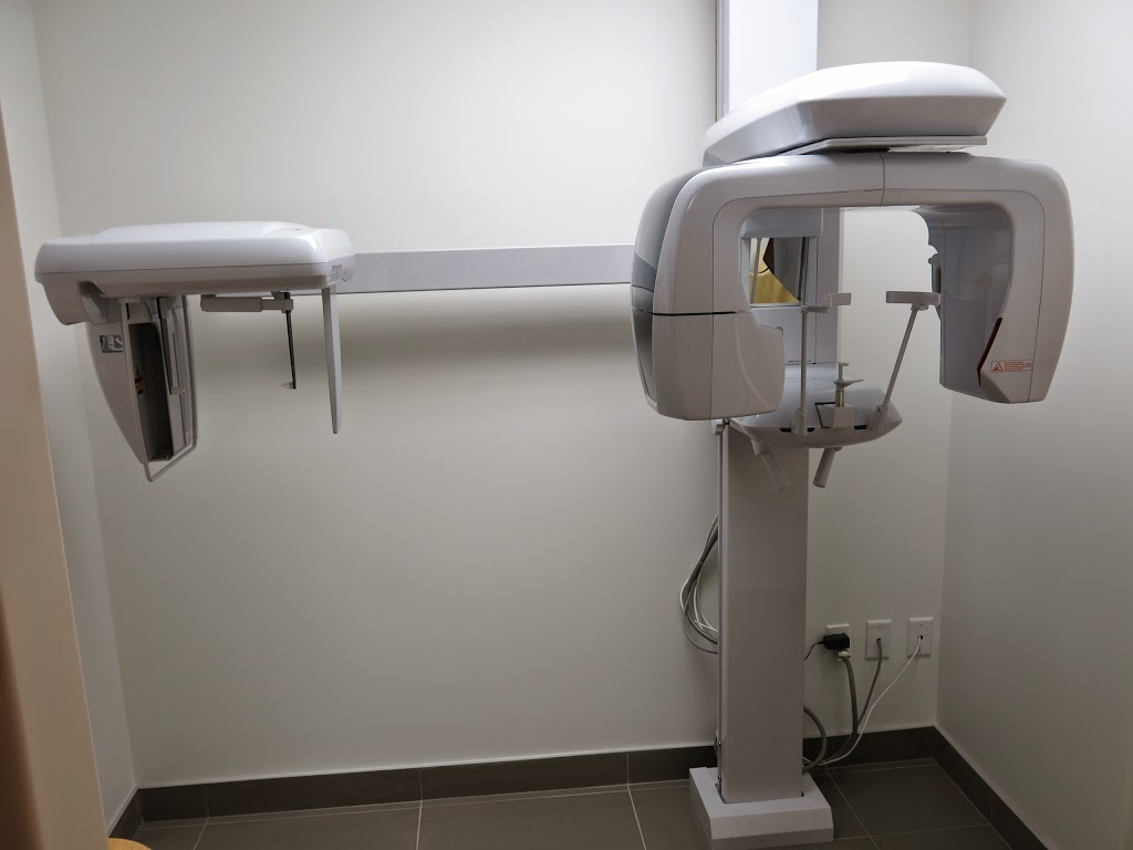 Davis Dental Care Newmarket | 105 Davis Dr, Newmarket, ON L3Y 2M9, Canada | Phone: (905) 235-8200