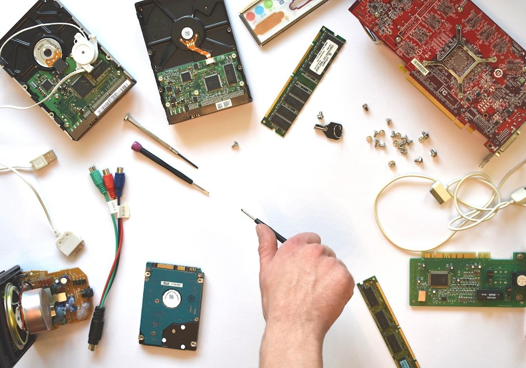 That Computes Tech Services | 100 Rollins St, Madoc, ON K0K 2K0, Canada | Phone: (613) 689-7270