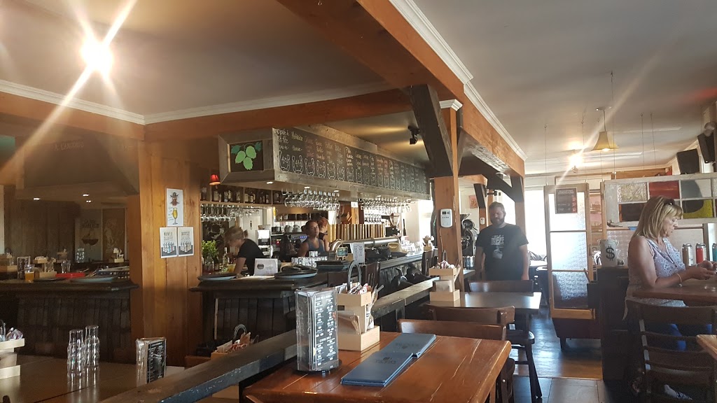 À la Fût | 670 Rue Notre Dame, Saint-Tite, QC G0X 3H0, Canada | Phone: (418) 365-4370