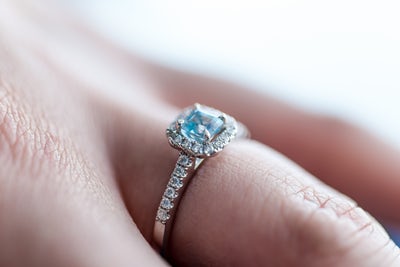 Raghu Jewellers | 1064 Albion Rd, Etobicoke, ON M9V 1A7, Canada | Phone: (416) 740-1266