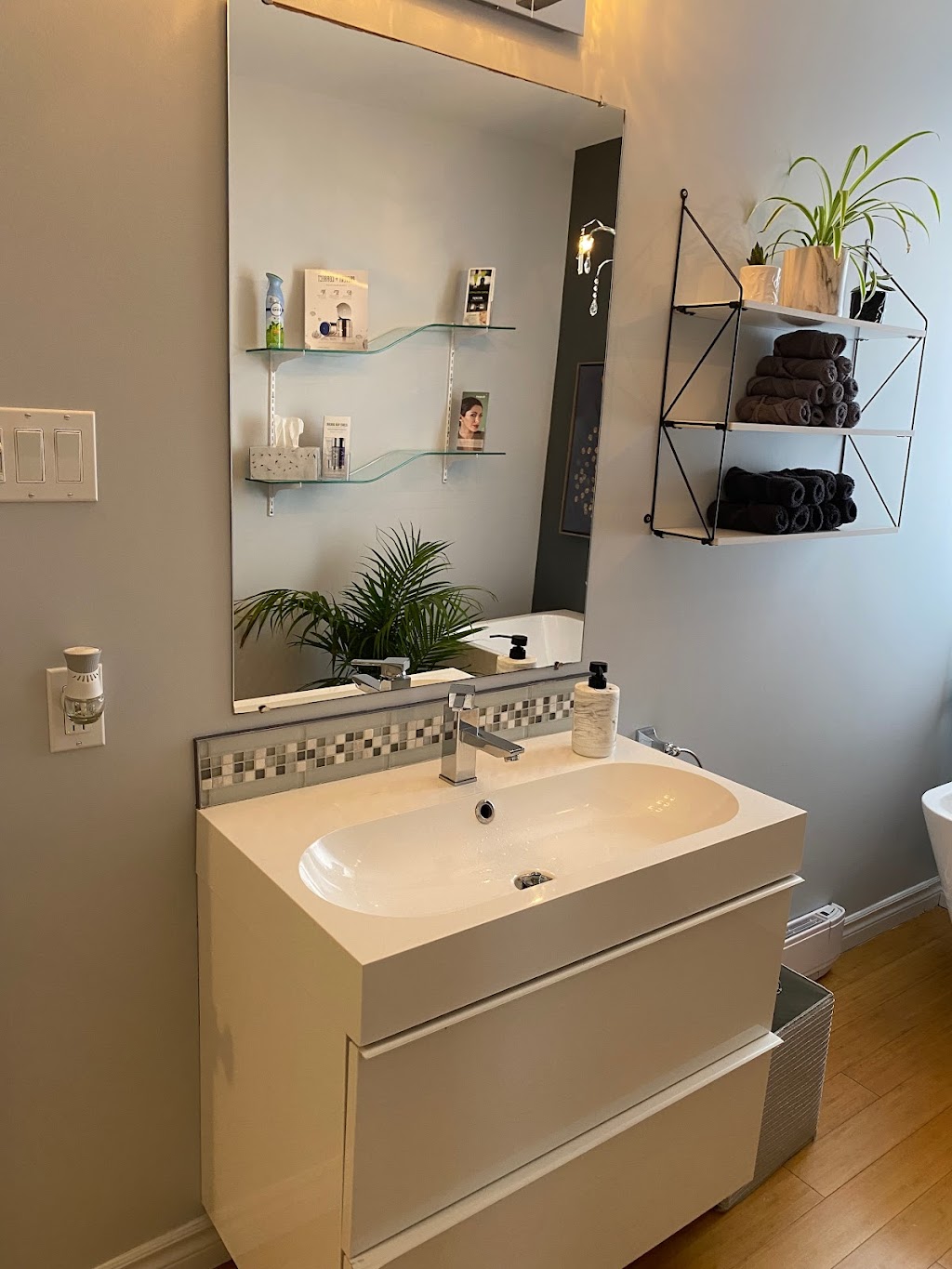 Ma bulle santé: Chantal Tanguay | 420 Rue Principale, Saint-Sauveur, QC J0R 1R4, Canada | Phone: (450) 712-9561