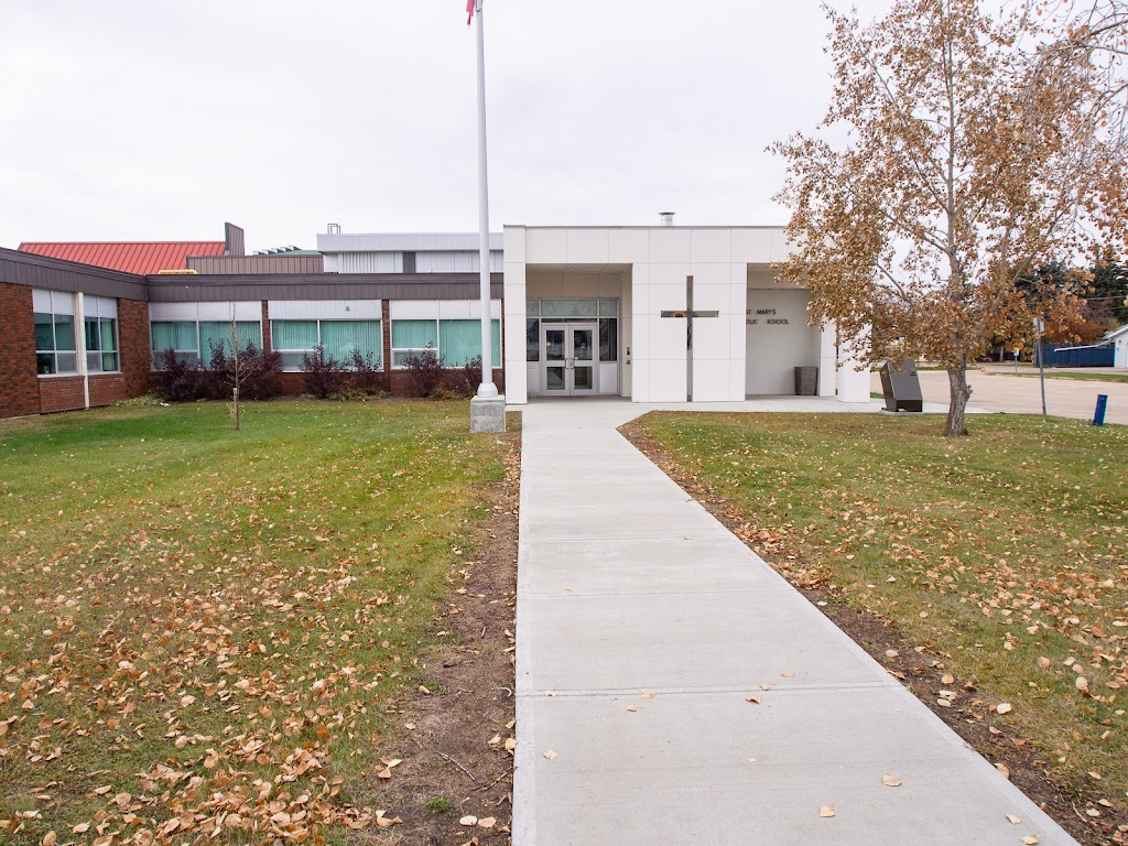 St Marys Catholic School | 4434 53 St, Vegreville, AB T9C 1A1, Canada | Phone: (780) 632-3934