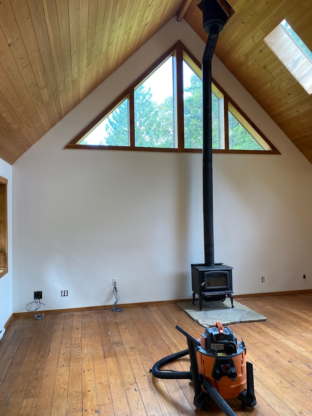 SGI Painting | 356 Wood Dale Dr, Mayne Island, BC V0N 2J2, Canada | Phone: (250) 532-5615