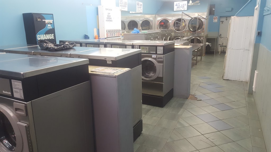24 Hour Coin Laundromat | 2471 Lake Shore Blvd W, Etobicoke, ON M8V 1C5, Canada | Phone: (416) 255-5901