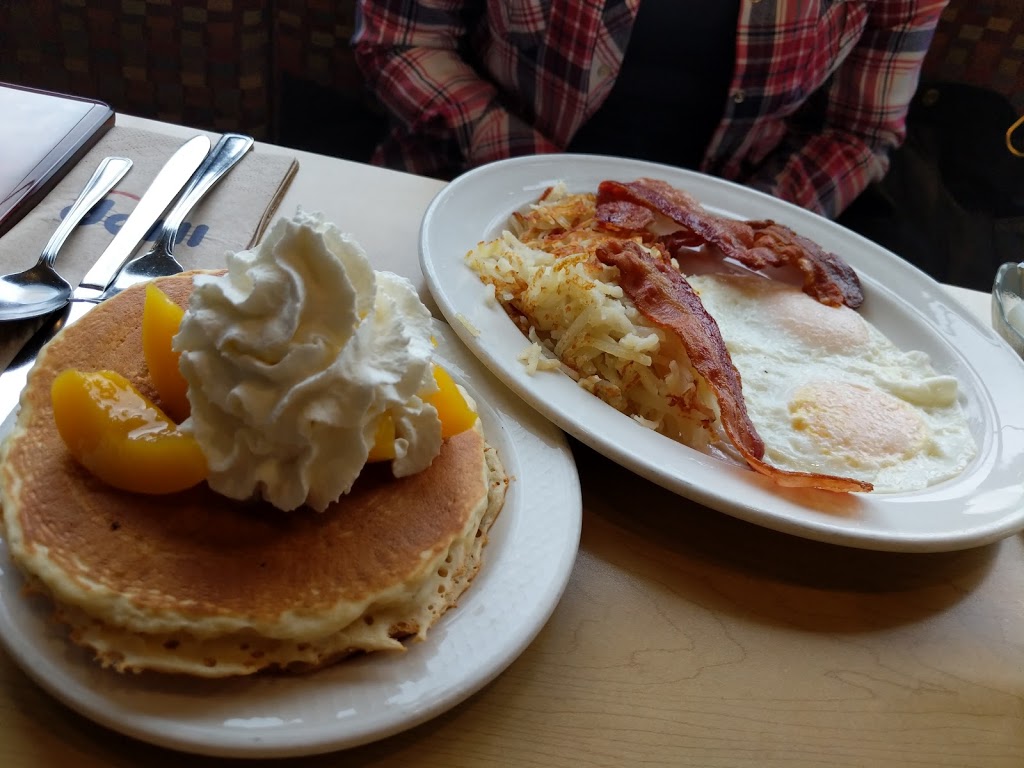 IHOP | 2429 152Nd St, 24 Johnston Plaza Unit 107, White Rock, BC V4B 4P3, Canada | Phone: (604) 538-3595