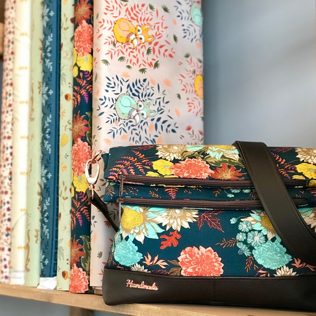 Emmaline Bags Inc. | 50 Manitoba Ct, Spruce Grove, AB T7X 0V5, Canada | Phone: (780) 571-2247