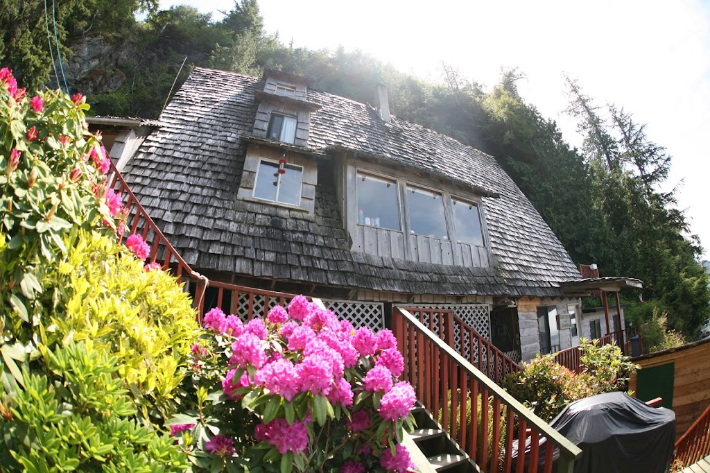 Rainy Bay | Alberni-Clayoquot A, BC, Canada | Phone: (250) 735-5050