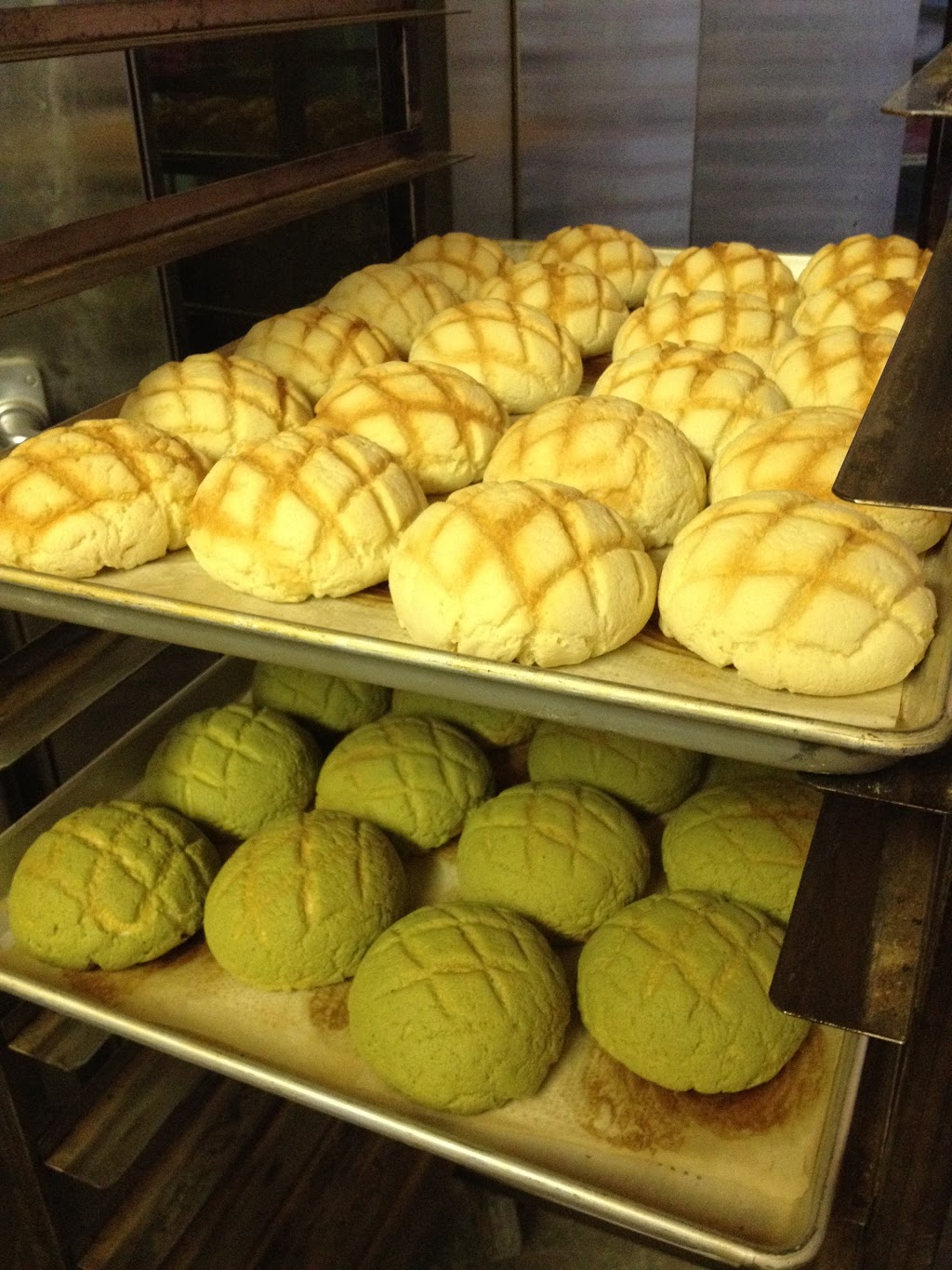 Fosters Bakery Ltd | 532 Poplar Rd SW, Calgary, AB T3C 3W1, Canada | Phone: (403) 249-3312