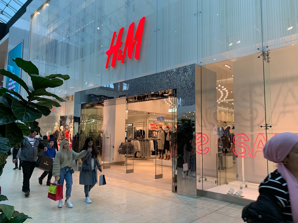 H&M | 3401 Dufferin St, Toronto, ON M6G 3A1, Canada | Phone: (855) 272-7007