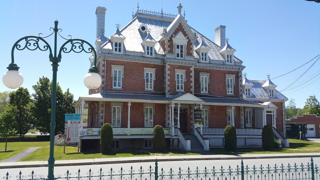 Presbytere St Joseph | 740 Avenue du Palais, Saint-Joseph-de-Beauce, QC G0S 2V0, Canada | Phone: (418) 397-5771