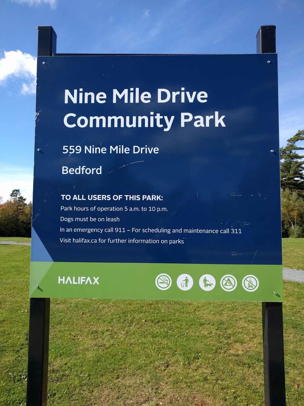 Nine Mile Drive Park | 559 Nine Mile Dr, Bedford, NS B4A 4H4, Canada