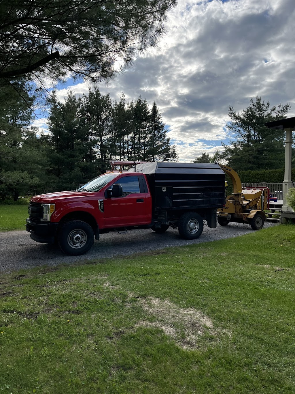 Arboriculture Pagé | 145 Rue Lesage, Saint-Raymond, QC G3L 2L8, Canada | Phone: (418) 283-2083