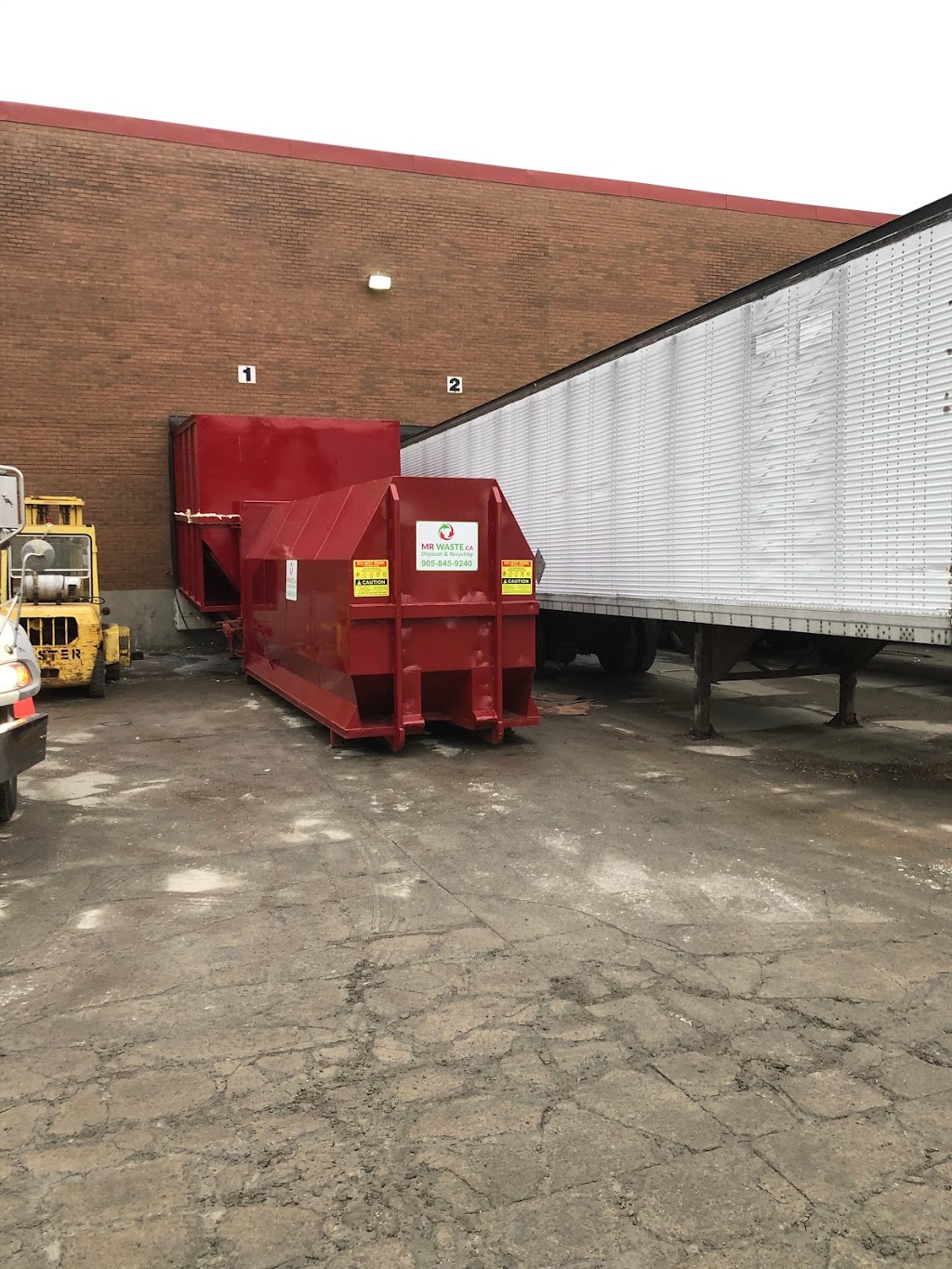 Mr. Waste | 389 Bronte St N, Milton, ON L9T 3N7, Canada | Phone: (905) 845-9240