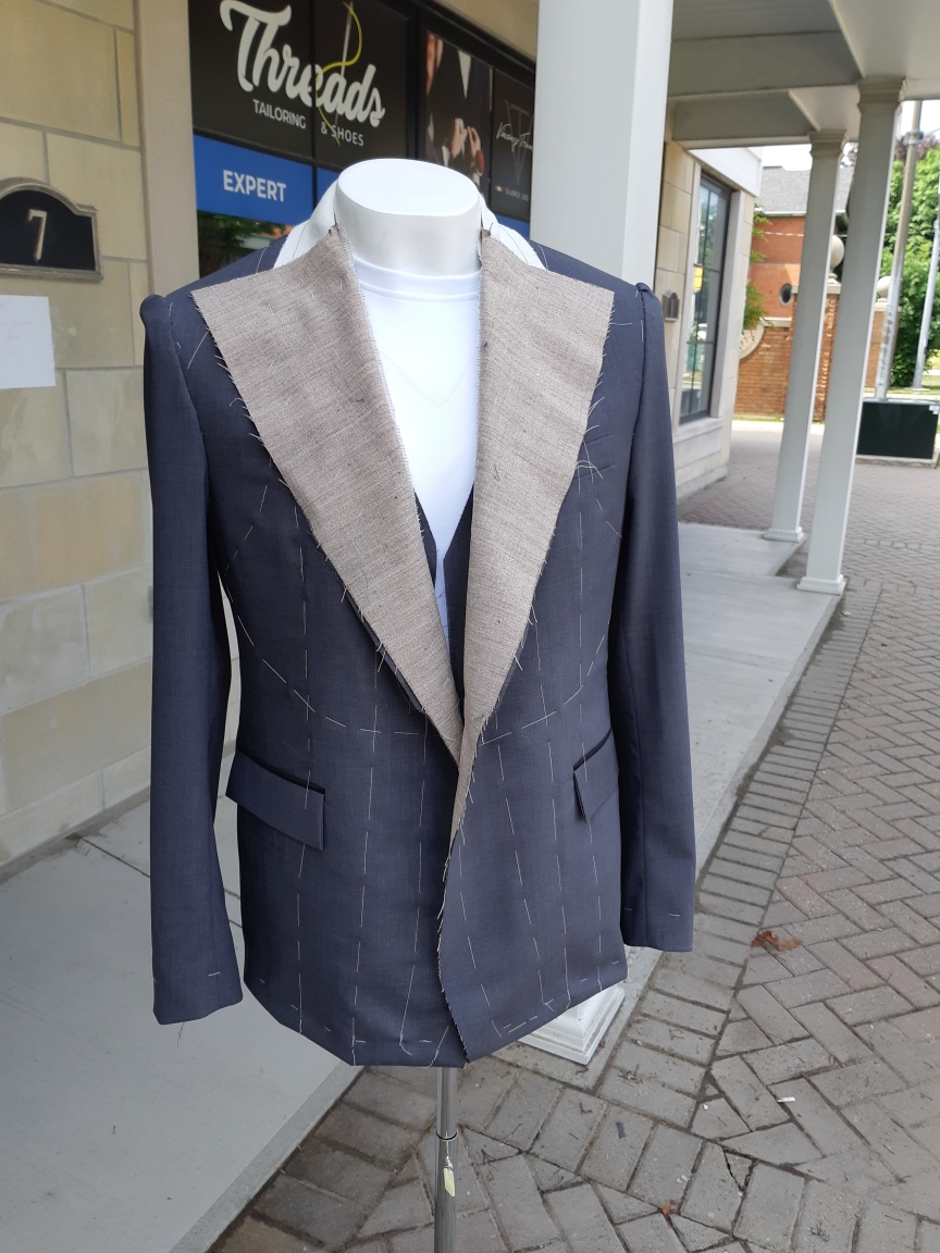 Threads Tailoring and Shoes | 10060 Keele St #6, Maple, ON L6A 4V6, Canada | Phone: (416) 678-9450