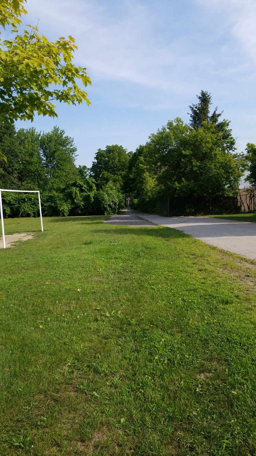 Byron Southwood Public School | 1379 Lola St, London, ON N6K 3R6, Canada | Phone: (519) 452-8100