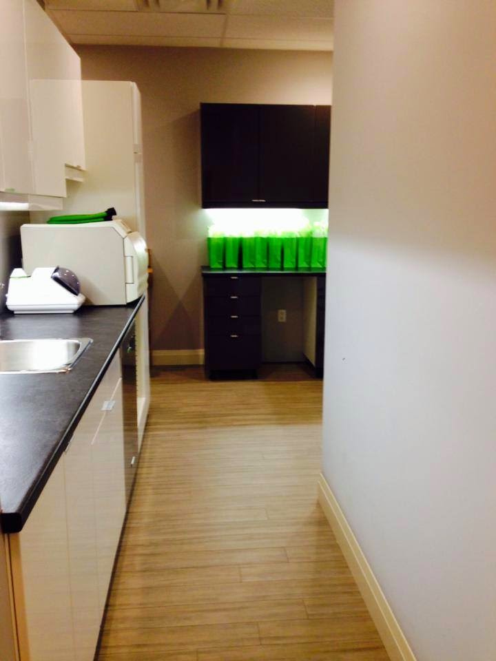 Mint Leaf Dental | 1140 Southdale Rd W #4, London, ON N6P 0E1, Canada | Phone: (519) 860-6468